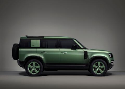 Land Rover Defender 75th Limited Edition ra mắt tại Việt Nam