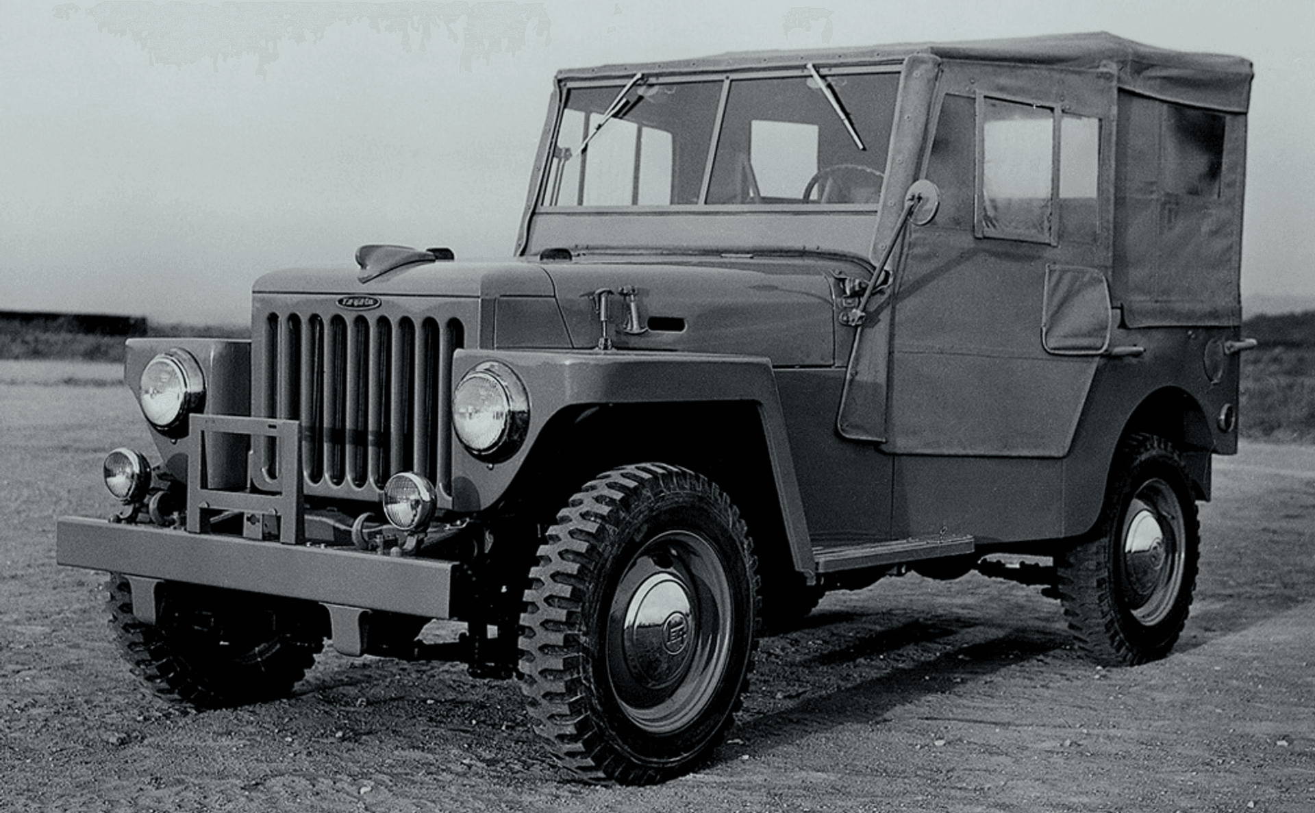 land cruiser bj40-min.png