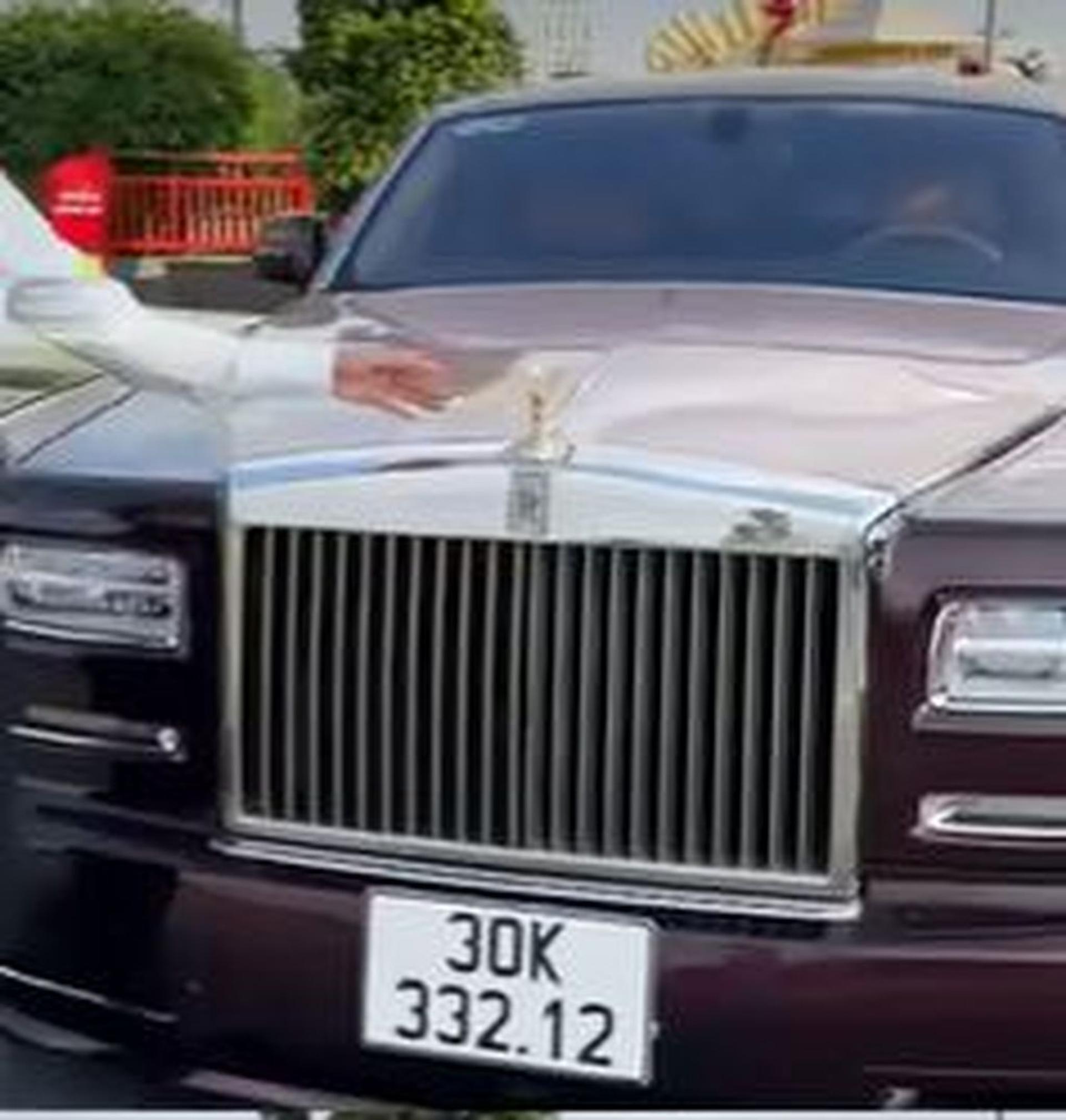 rolls royce phantom lửa thiêng ra biển số mới.jpeg