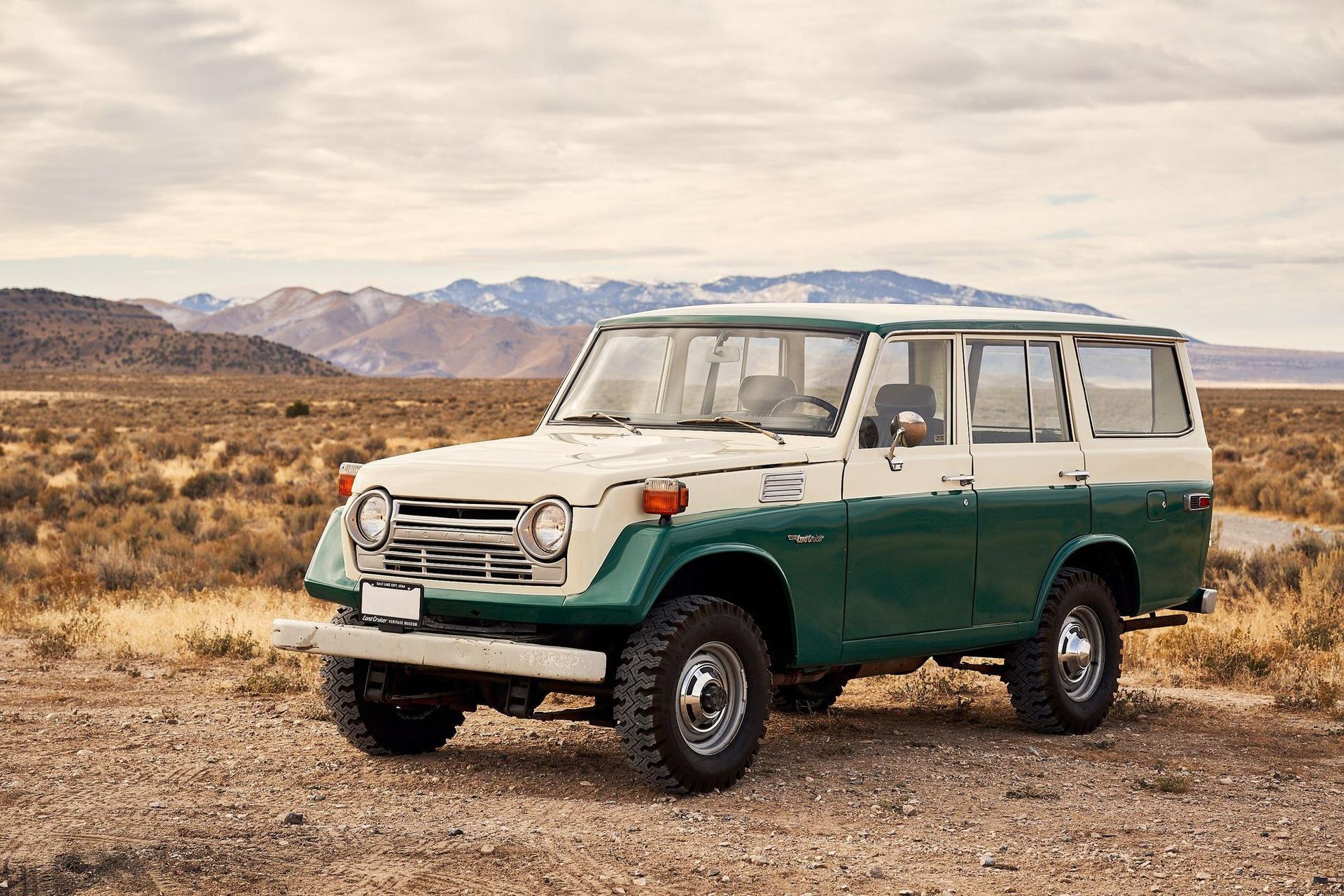 toyota-land-cruiser-1977-fj55-1.jpeg